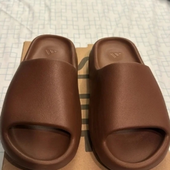 NEW ADIDAS YEEZY SLIDE FLAX